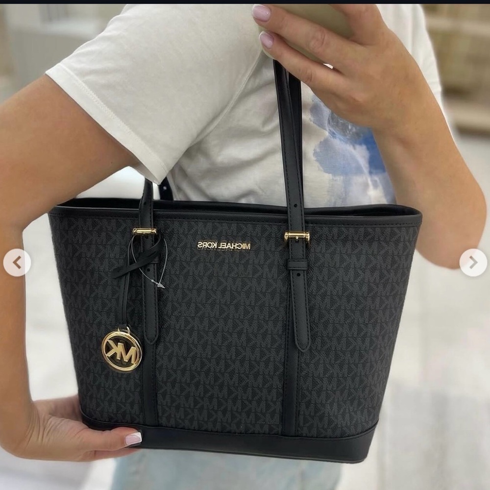 Michael Kors Jet Set Travel Medium Logo‎ Tote – Black